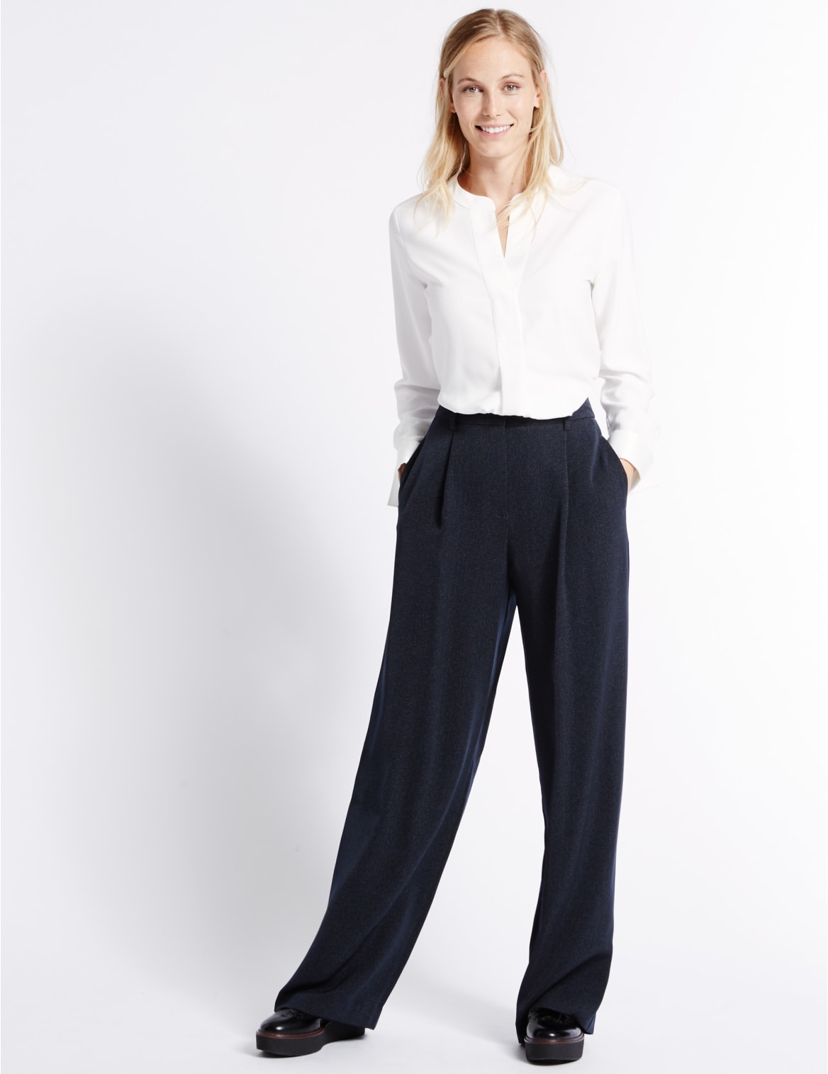 Informatie over Broek met wijde pijpen Broek met wijde pijpen