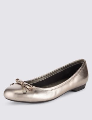 office flexa slip on with bow