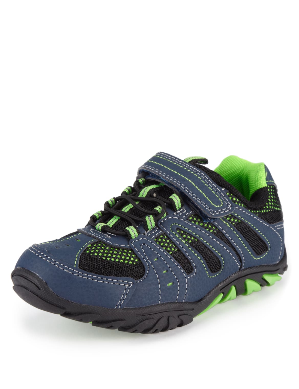 Younger boys black trainers Clearance
