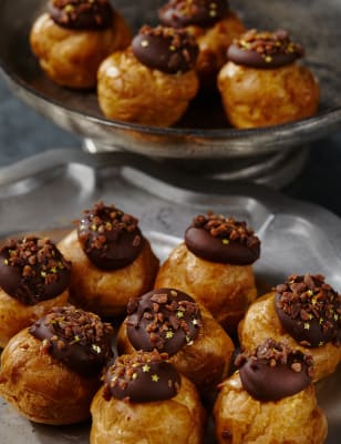 Salted Caramel Posh Profiteroles M S