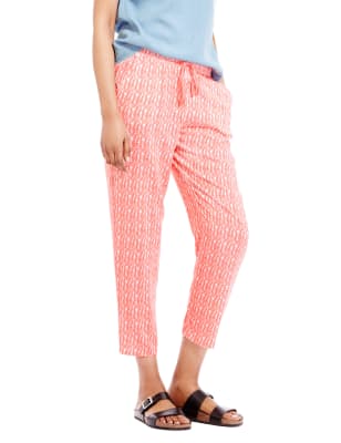 pink tapered pants