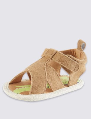 http://asset1.marksandspencer.com/is/image/mands/SD_04_T72_3141P_VS_X_EC_0