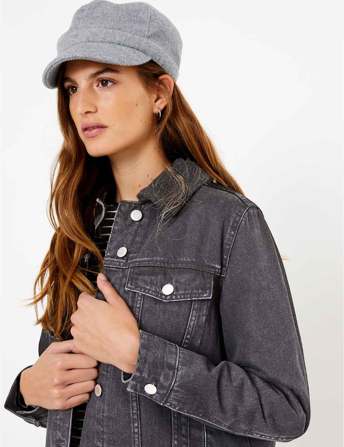 Chapeau style casquette. StyleForme du produit:Bonnet style casquette