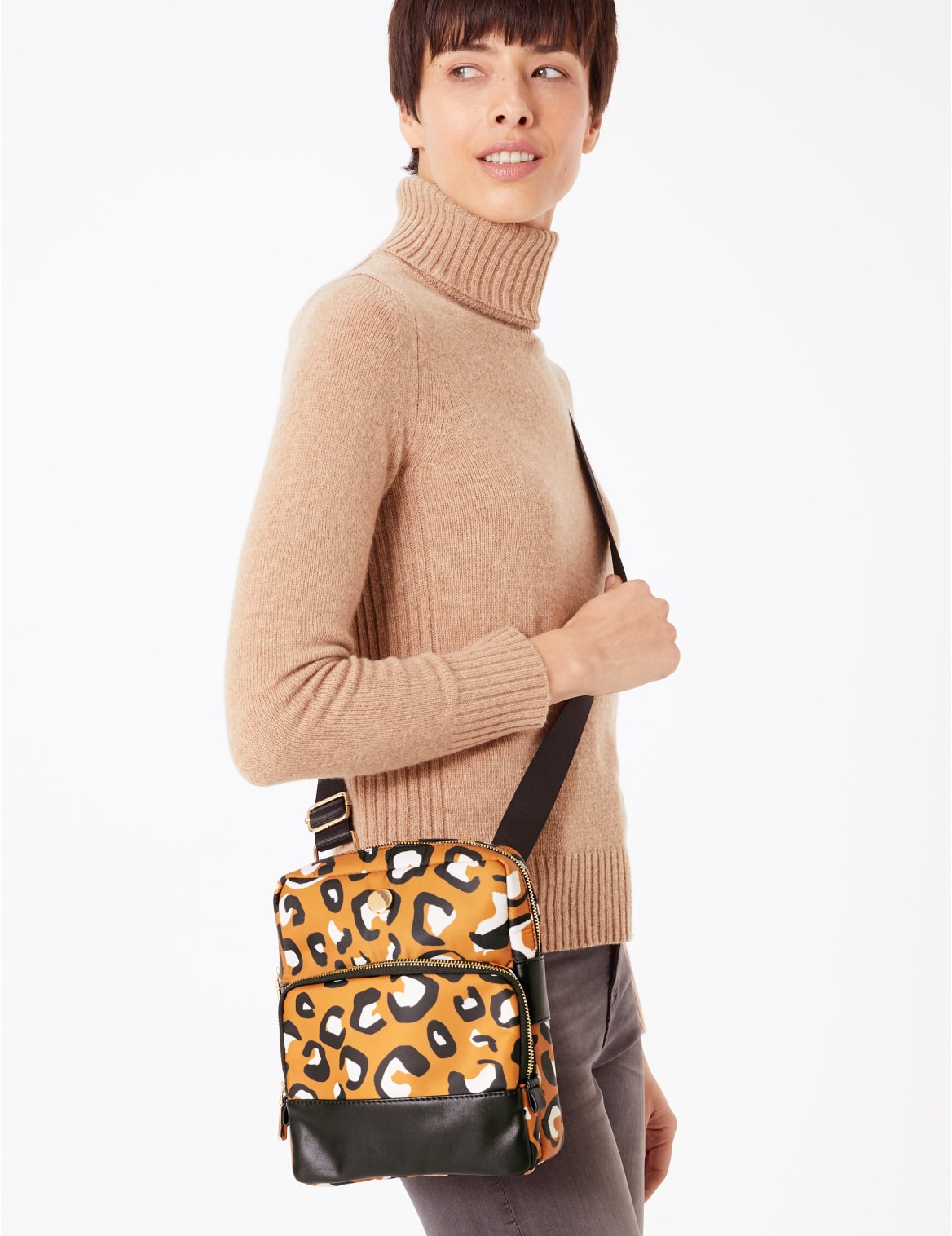 Sac besace. Sac besace