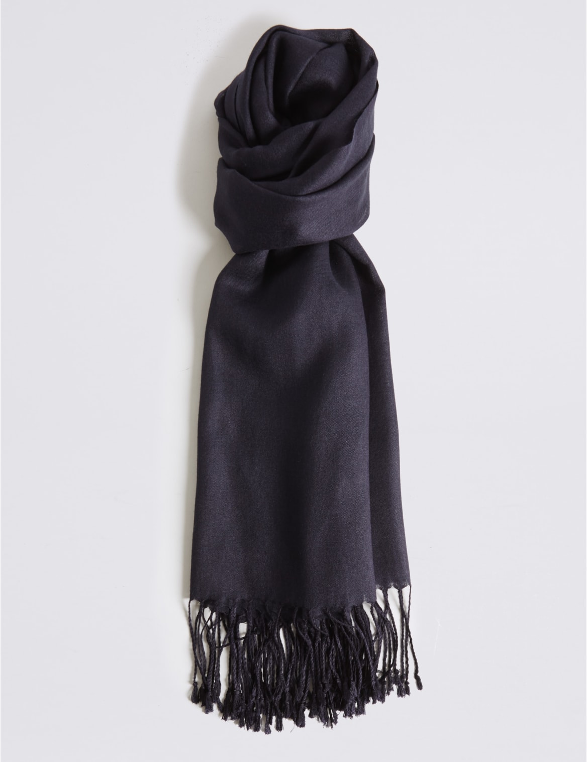 Foulard en pashminette. Fiche produitLargeur:70 cm;Longueur:183 cm;StyleForme du produit:Pashminette;Modal en accord avec notre programme Plan A