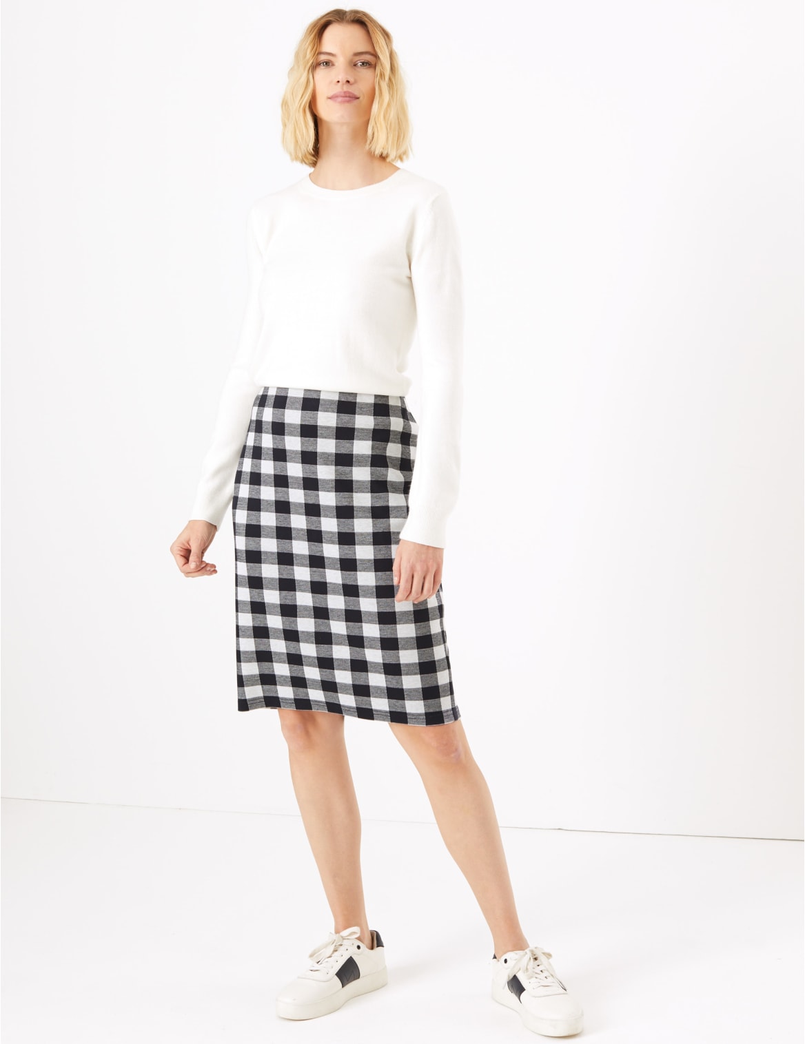 . Fiche produitTaille du mannequin:5ft8''/173cm;Le mannequin porte la taille, UK:8;StyleForme du produit:Jupe crayon;Longueur du produit:Longueur genou;Fermeture:Taille ??lastique;Non doubl??;Tissu extensible