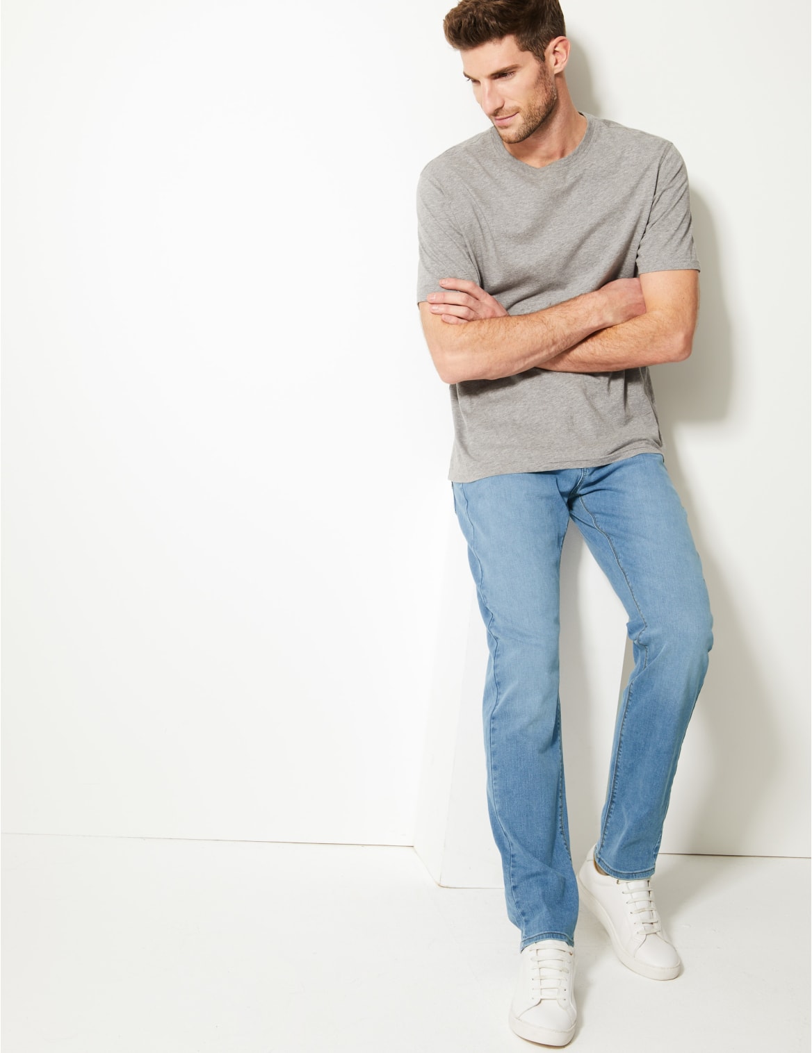Jean extensible coupe fuselée