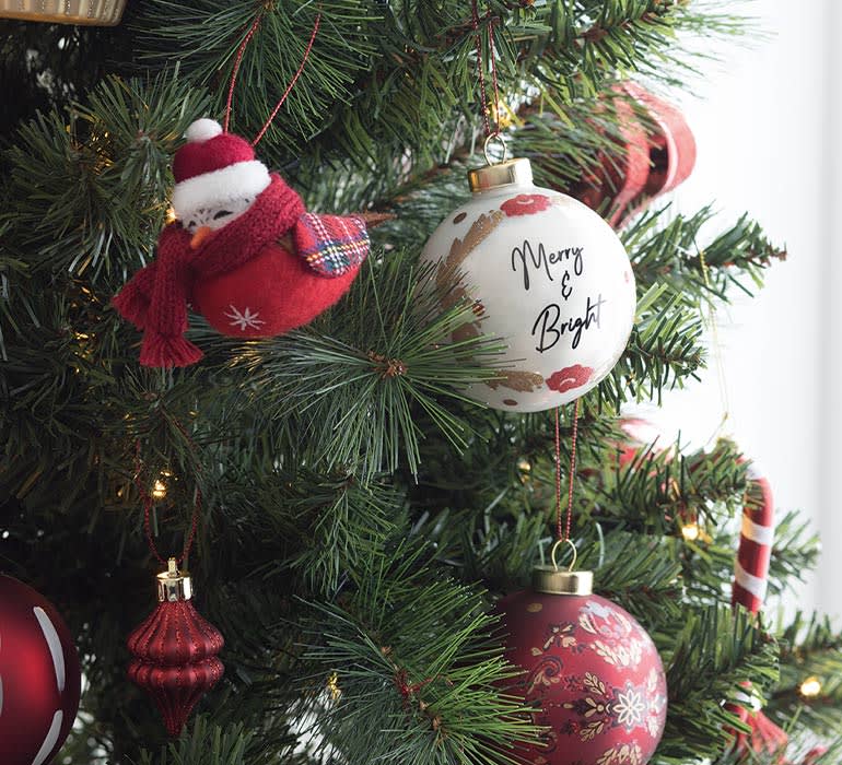 How To Decorate Your Tree For Christmas 2021 M S - Nursing Home Christmas Decorating Ideas How To Decorate Your Tree For Christmas 2021 M S - Nursing Home Christmas Decorating Ideas