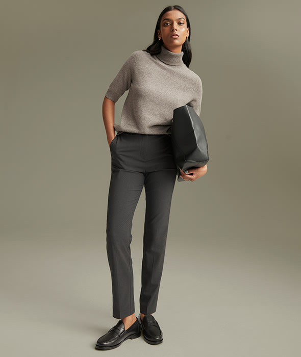 https://asset1.marksandspencer.com/is/image/mands/20230828_SL_LONGER-FEATURE-_WW-Trouser-fit-guide_BSLH-10098_V1-02.jpg?wid=590