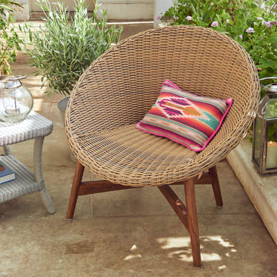 Cost plus wicker chairs hot sale