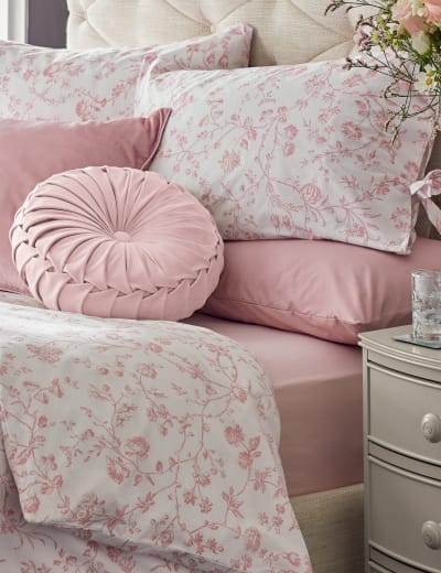 Marks and spencer v pillow hotsell