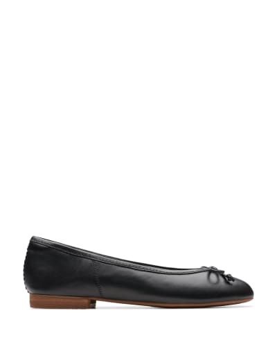 Clarks ballet shop flats bow