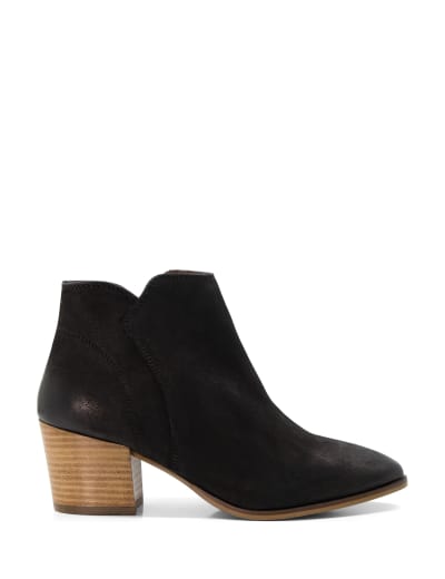 Clarks kitten online heel boots