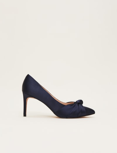 Bow court shoes shop