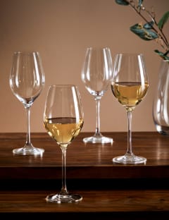 Set Best Friend Wine Glasses / You'd think buying a gift for someone ...