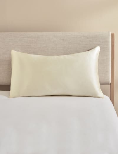 M&s pillowcases discount