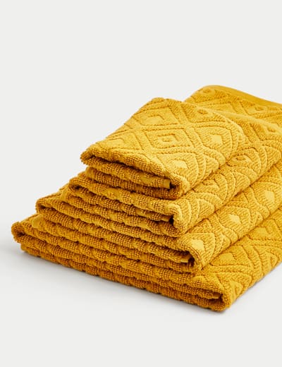 Mustard geo deals towels