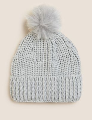 Knitted Faux Fur Pom Hat