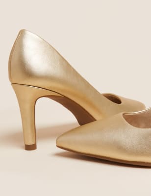 gold court shoes