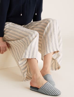 m&s slippers female