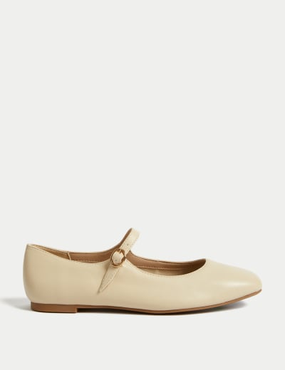 Flat pumps shop