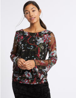 T41/2291: Lace Embroidered Long Sleeve T-Shirt