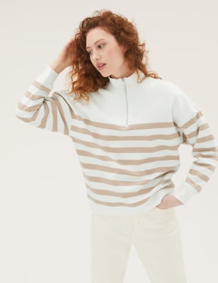 cream sweatshirt womens