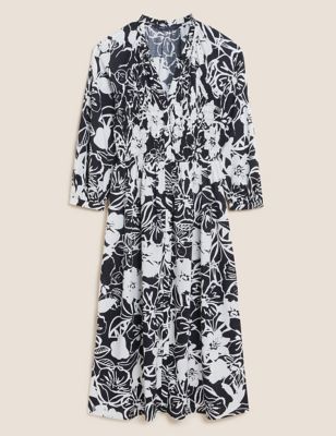 Floral V-Neck Shirred Midi Waisted Dress
