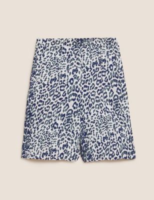 Twill Printed Pleat Front Shorts