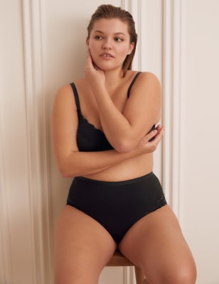 red adidas sports bra