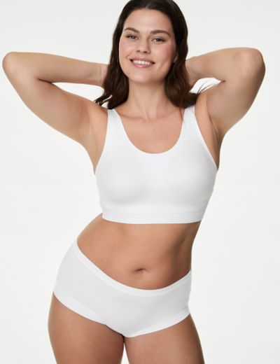 Marks & Spencer M&S White Non Wired Padded Pre-Owned Sports Bra Size L –  St. John's Institute (Hua Ming)