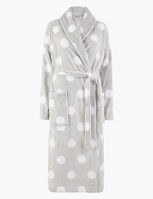 Флисовый халат в горошек с поясом