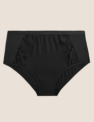 ladies swiss embroidered brazilian brief by Autograph at M&S size 20/22,BNWT,£10 