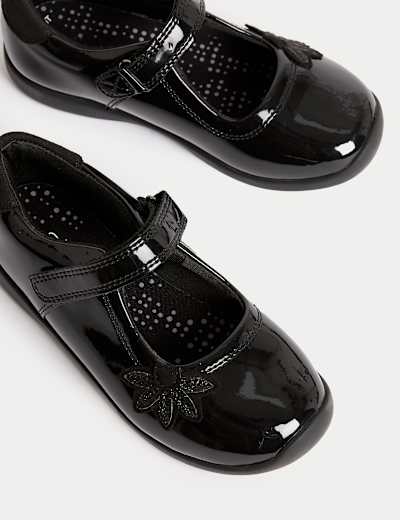 Clarks best sale petite shoes