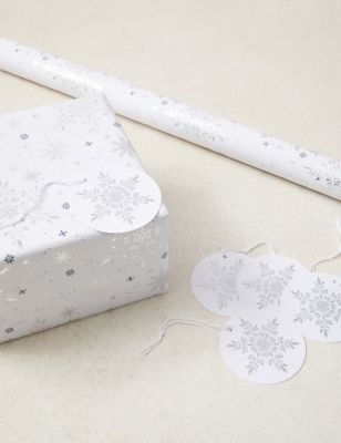 Snowflakes Christmas Wrapping Paper & Gift Tags Pack