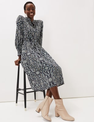 ankle boots with a dress