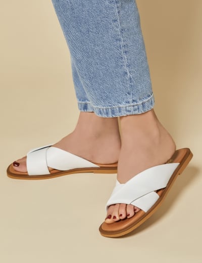 Dune best sale wedge trainers