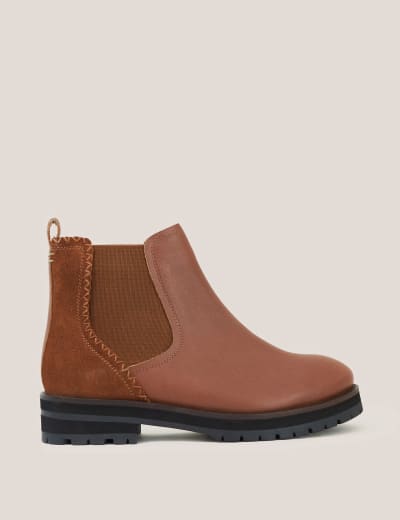 Wide foot chelsea boots 2025