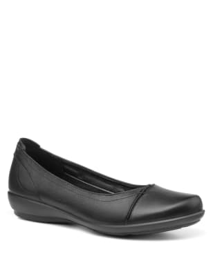 black leather slip on pumps
