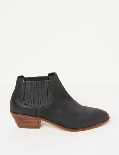 White stuff hotsell ankle boots