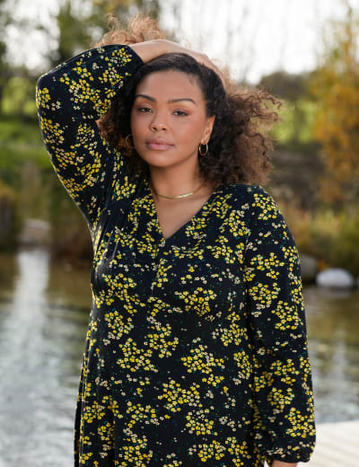 Yellow dress with black flowers store
