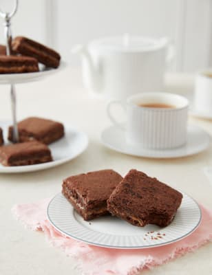 6 Salted Caramel Brownies Letterbox Gift