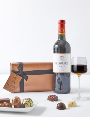 Red Wine & Belgian Chocolates Gift Selection