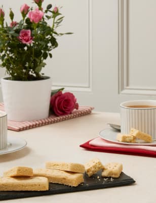 Rose Plant with Luxury Gold Tea & All Butter Shortbread Biscuits Gift