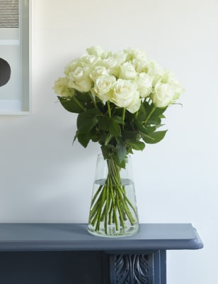 marks and spencer mothers day flowers free delivery