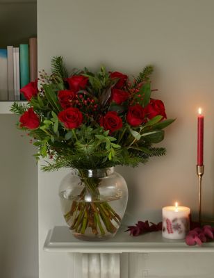 Christmas Red Velvet Bouquet (Delivery from 6th December 2022)