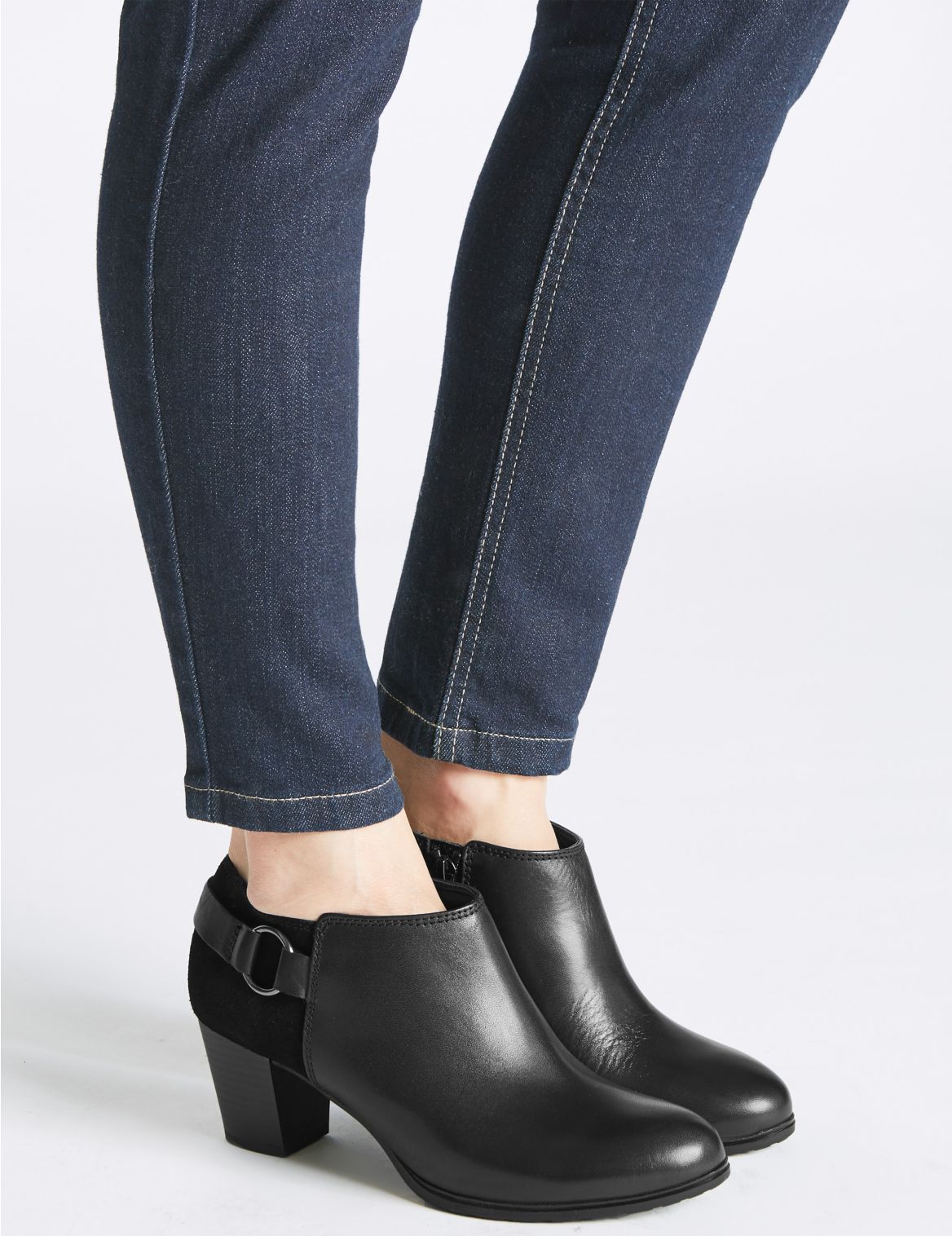 Leather Block Heel Shoe Boots black