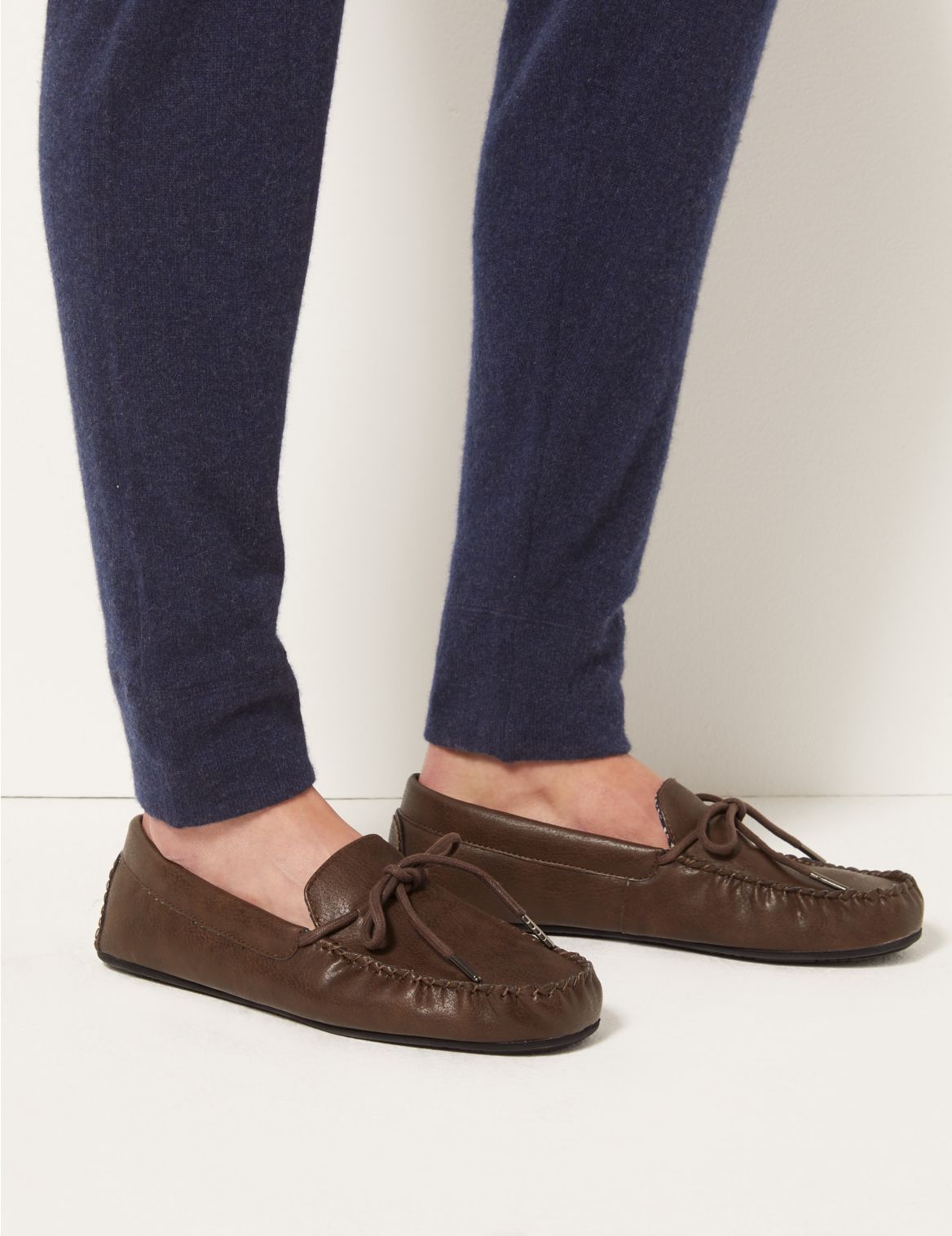 Moccasin Slippers with Freshfeet&trade; brown