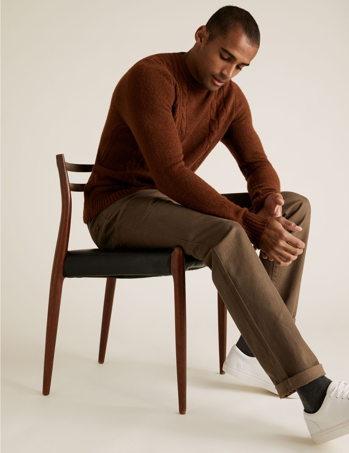 Cable Crew Neck Jumper with Wool brown