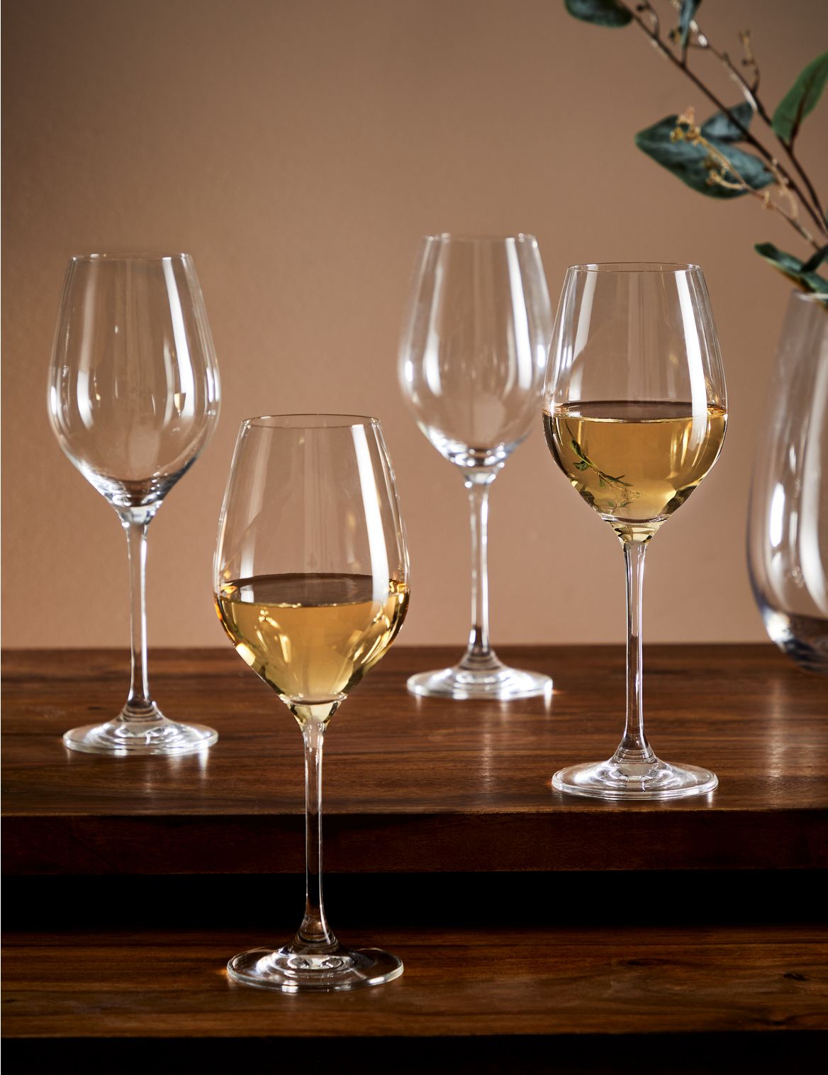 Set of 4 Maxim White Wine Glasses beige
